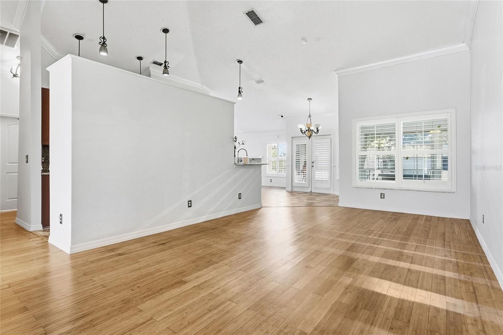 Image 5 of 20 For 3319 Sassaquin Court