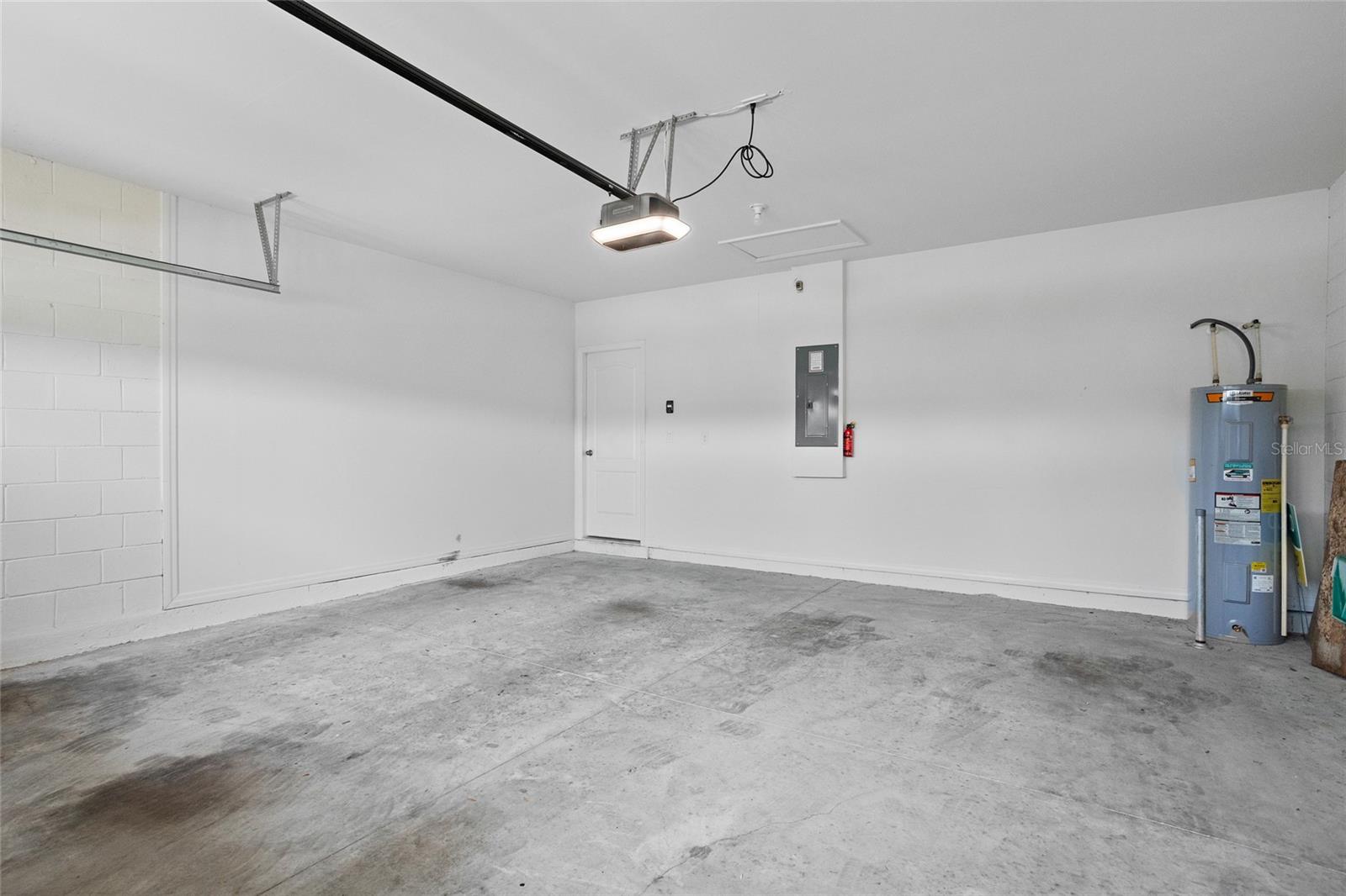 Image 33 of 38 For 2143 Kalin Way