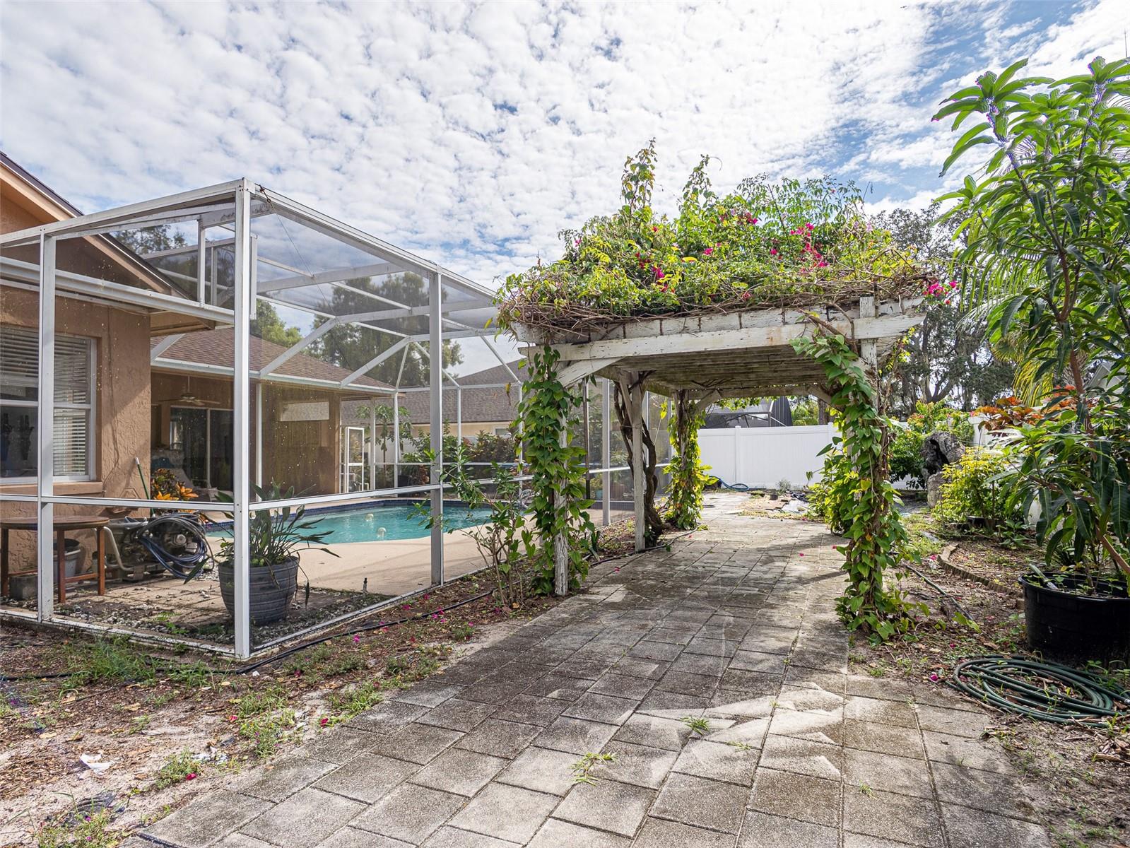 Image 37 of 55 For 2855 Chapelwood Court