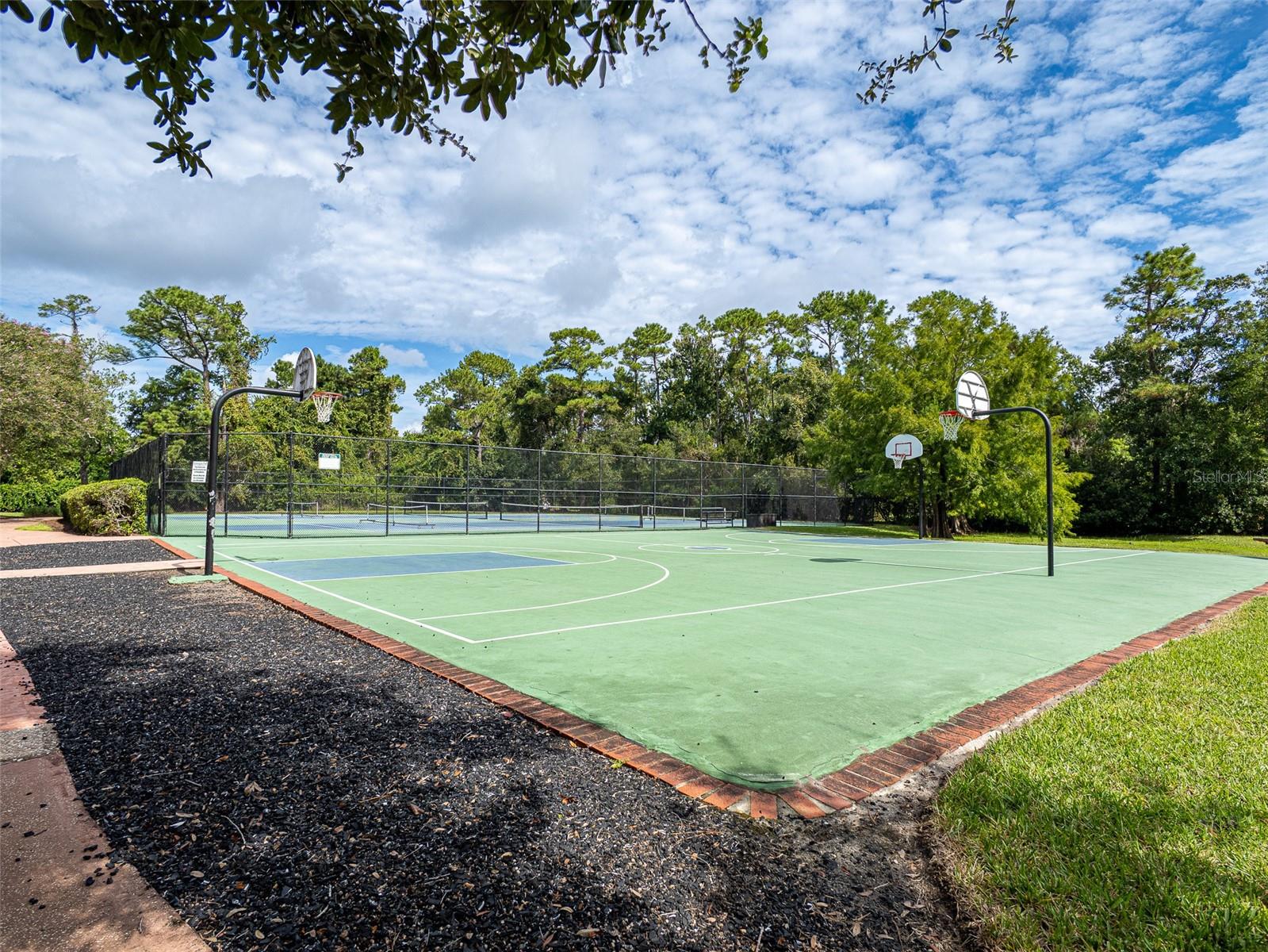 Image 41 of 55 For 2855 Chapelwood Court