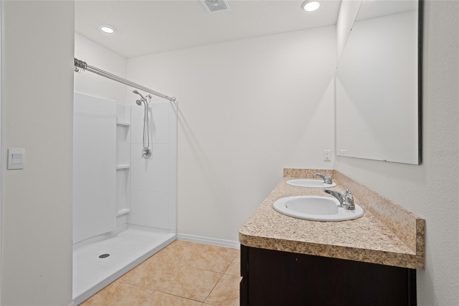 Image 28 of 37 For 2143 Kalin Way