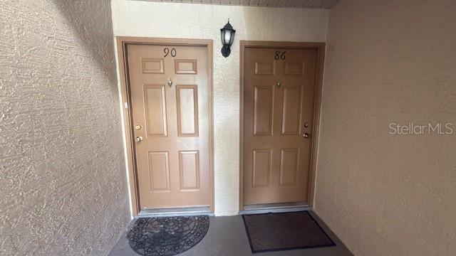 Image 3 of 21 For 4690 Pembrook Place 90