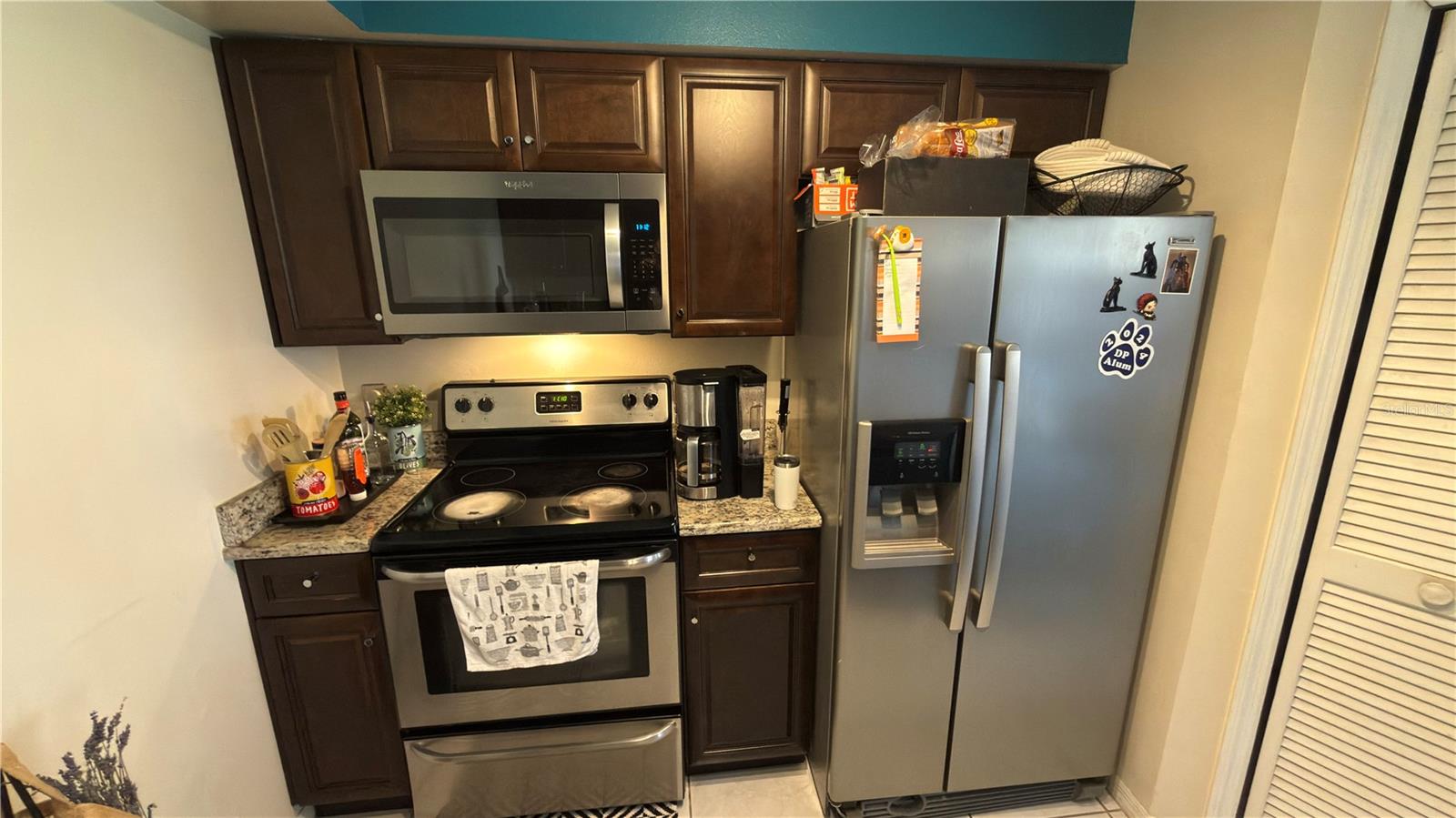 Image 8 of 21 For 4690 Pembrook Place 90