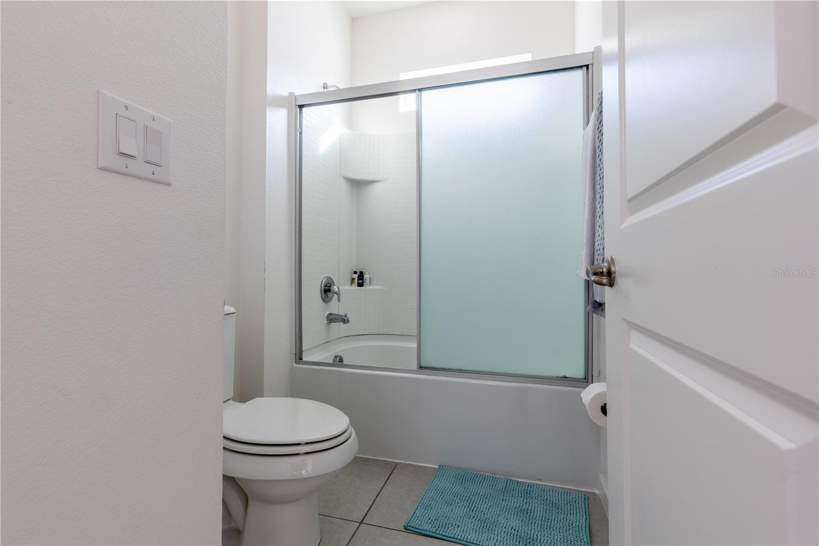 Image 17 of 28 For 2623 Calistoga Avenue