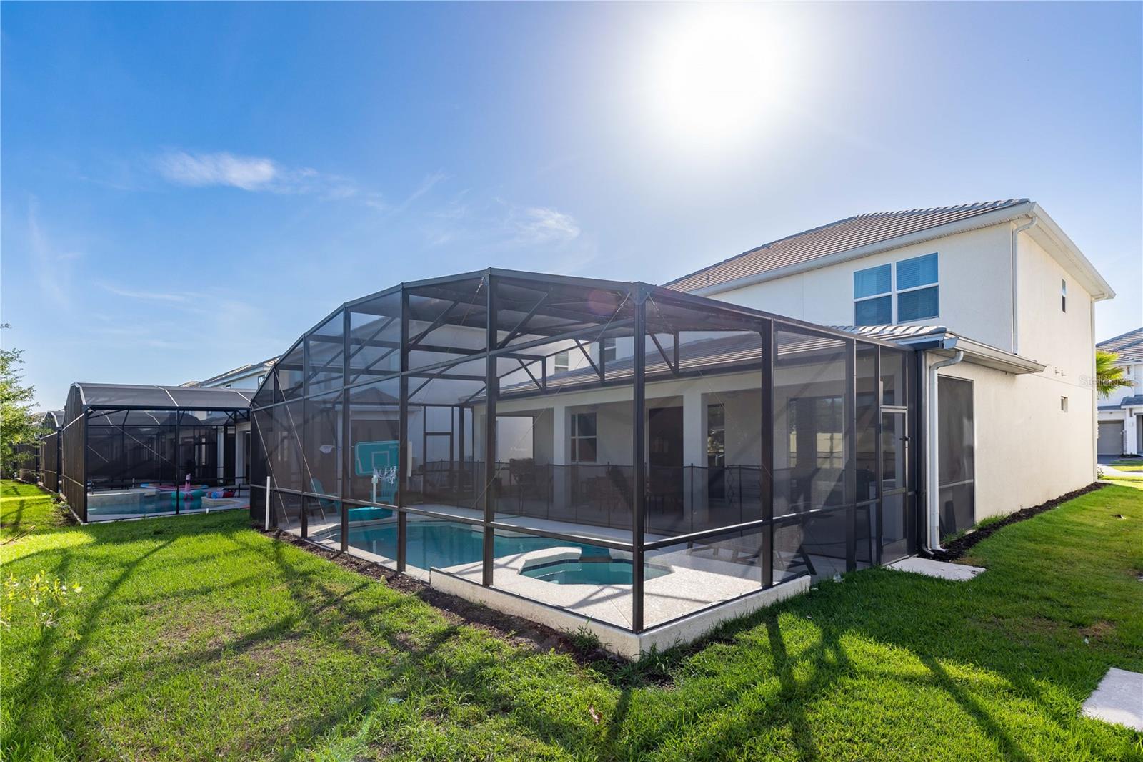 Image 3 of 28 For 2623 Calistoga Avenue