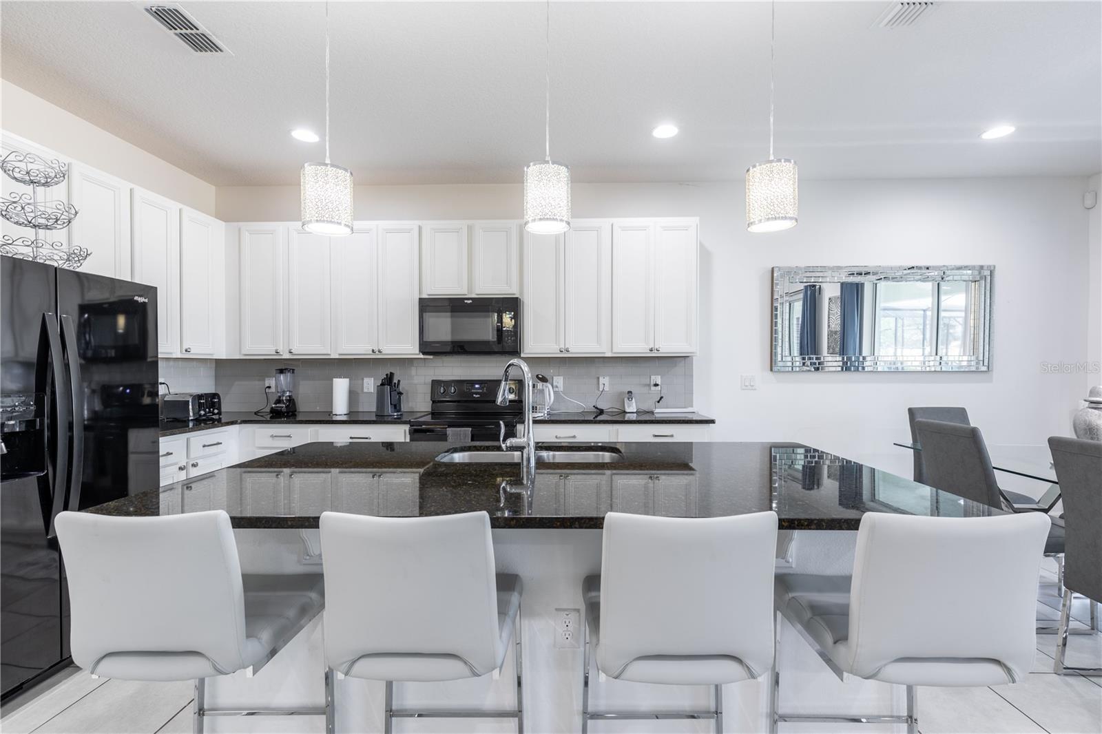 Image 5 of 28 For 2623 Calistoga Avenue