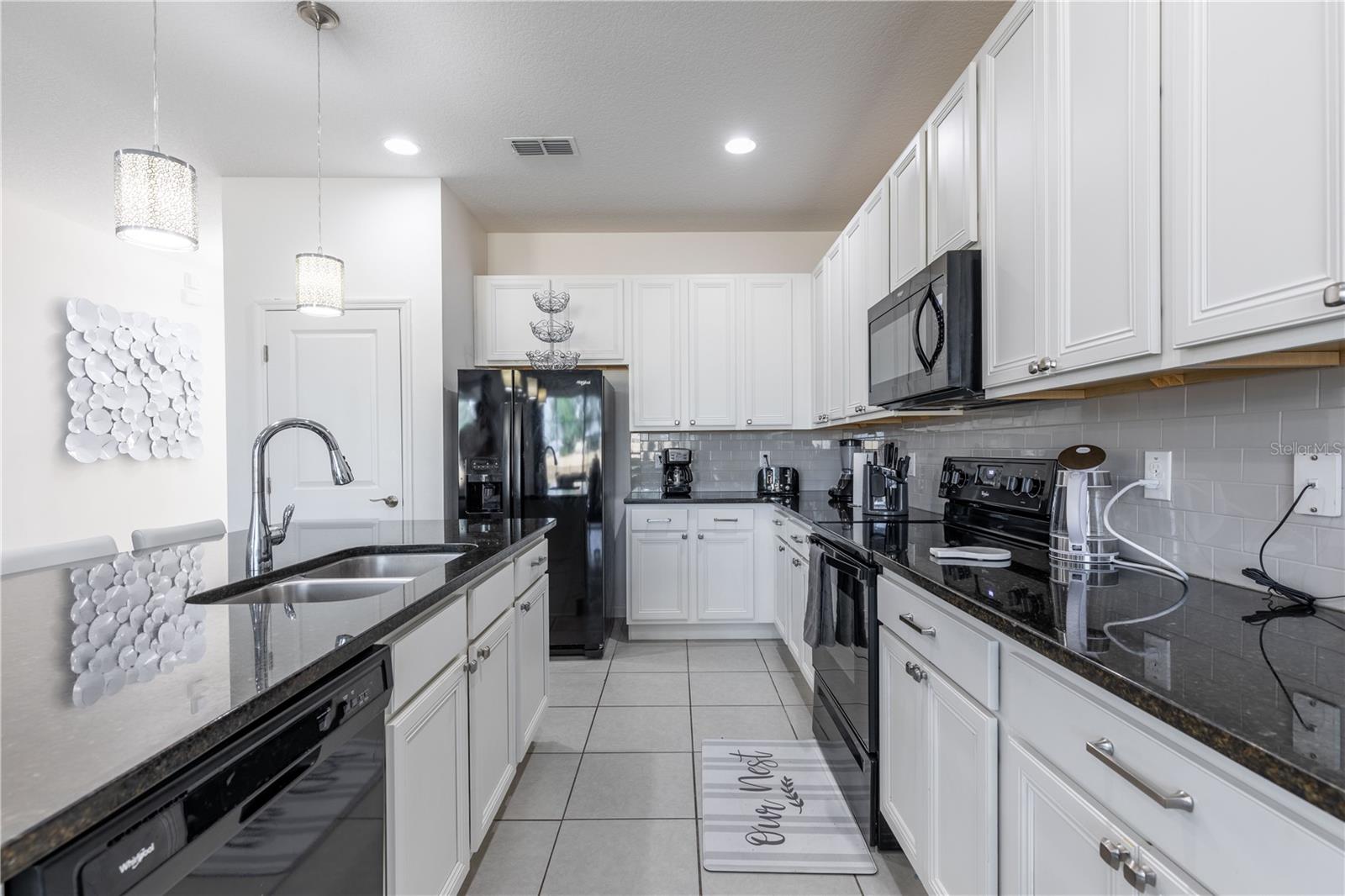 Image 6 of 28 For 2623 Calistoga Avenue