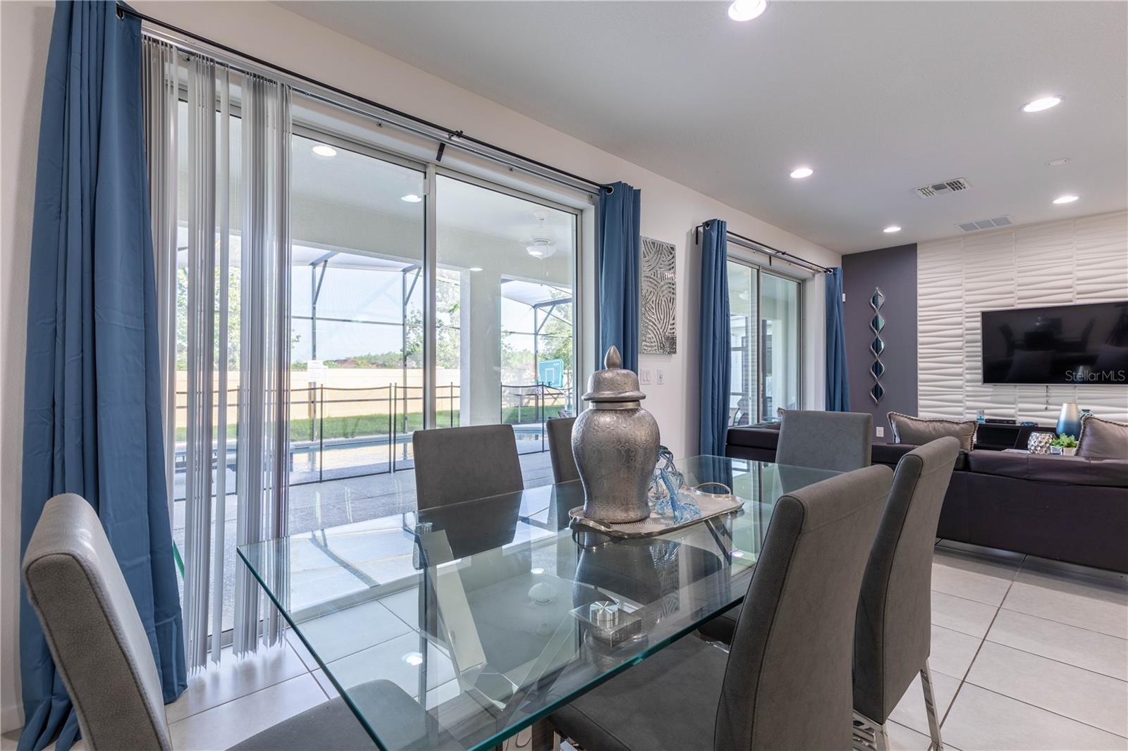 Image 8 of 28 For 2623 Calistoga Avenue