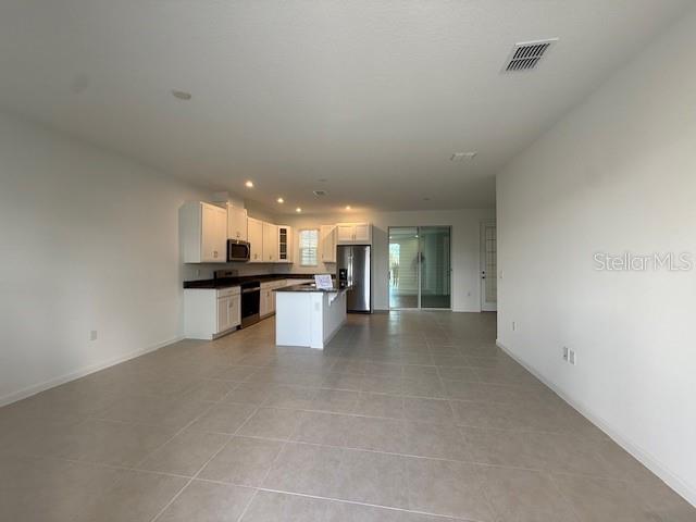 Image 2 of 34 For 1913 Seawall Way