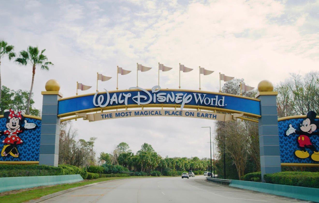 Image 18 of 19 For 9249 Gran Teatro Drive