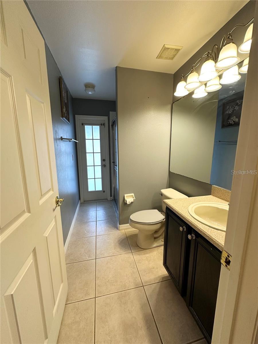 Image 16 of 26 For 16016 Blossom Hill Loop