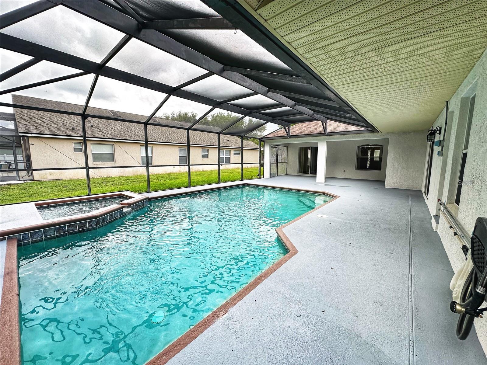 Image 3 of 26 For 16016 Blossom Hill Loop