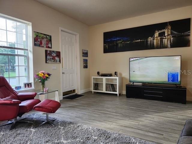 Image 8 of 26 For 319 Celebration Boulevard