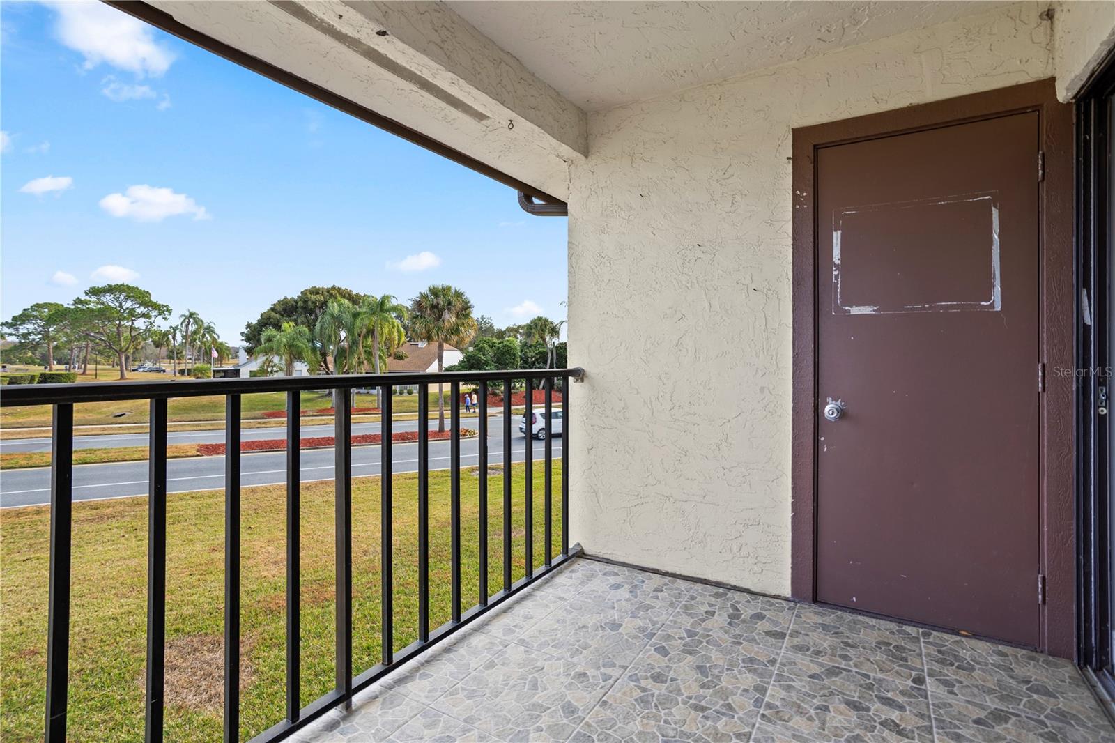 Image 29 of 36 For 6062 Willowpointe Circle 203