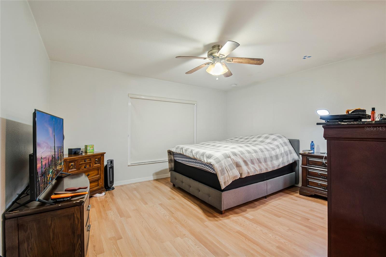 Image 21 of 51 For 172 Acadia Drive