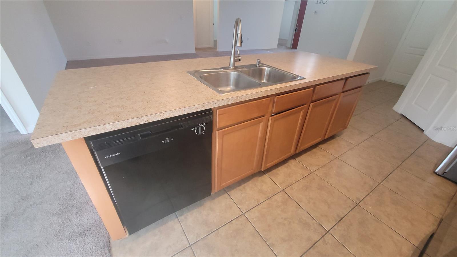 Image 24 of 28 For 1725 Wallace Manor Loop