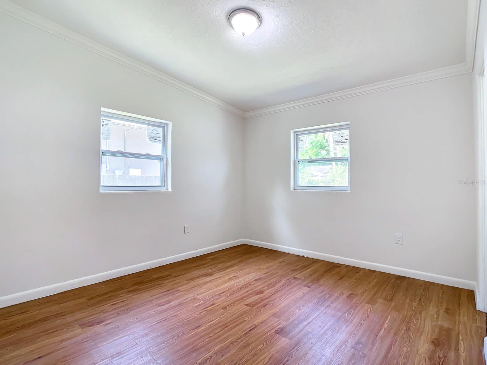 Image 19 of 35 For 2812 Dawley Avenue