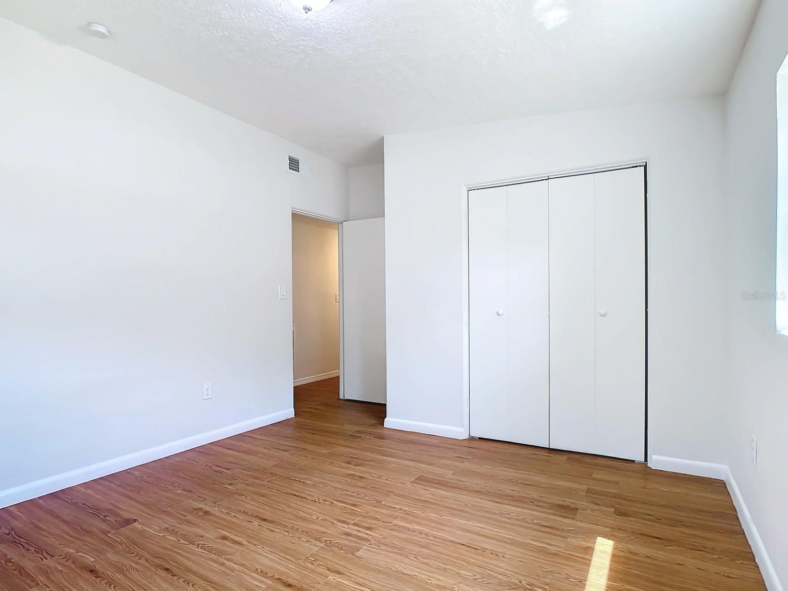 Image 22 of 35 For 2812 Dawley Avenue