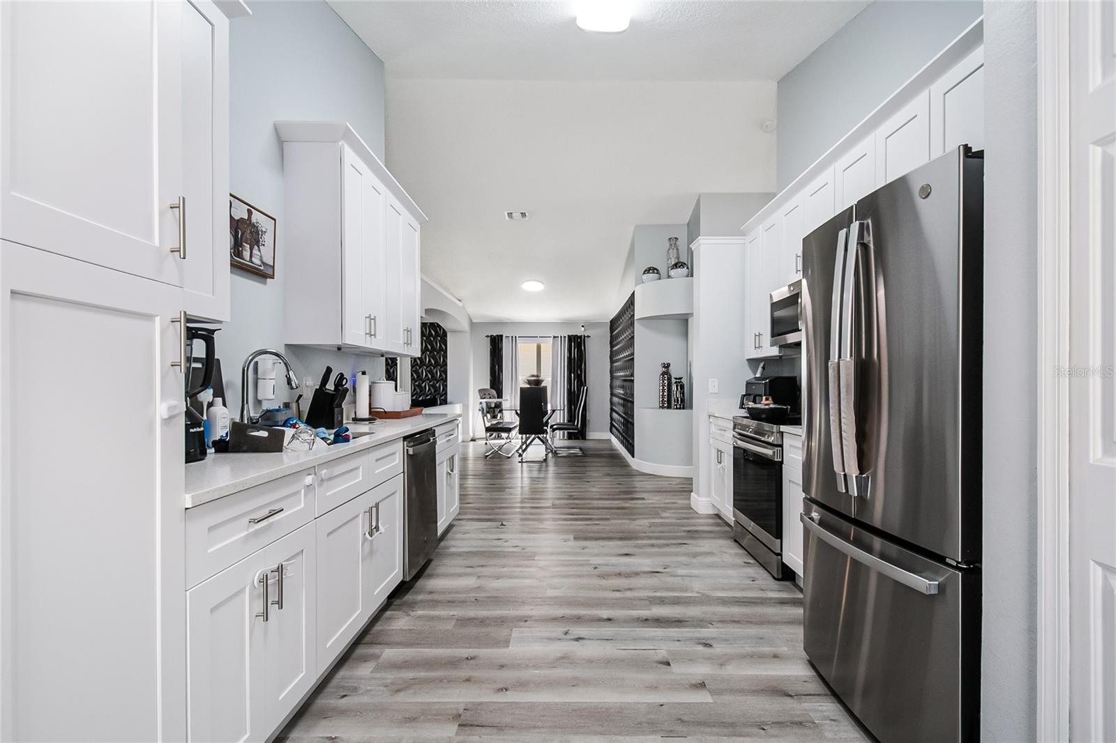 Image 13 of 37 For 2450 Shelby Circle