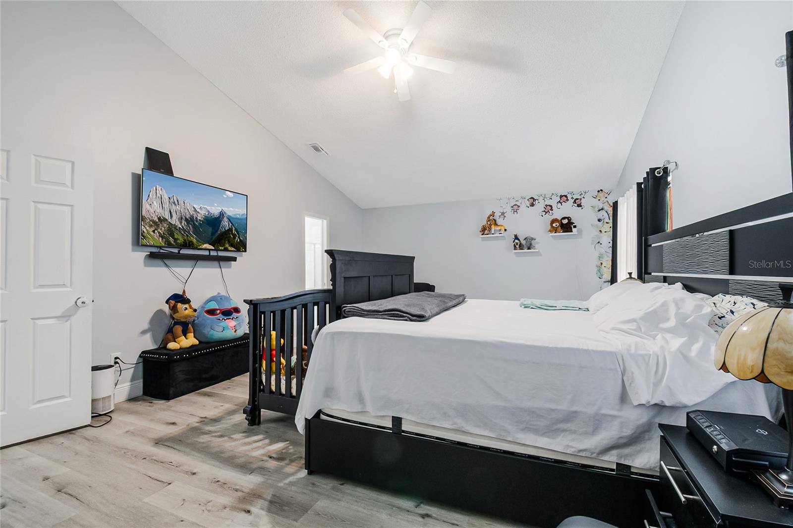 Image 19 of 37 For 2450 Shelby Circle