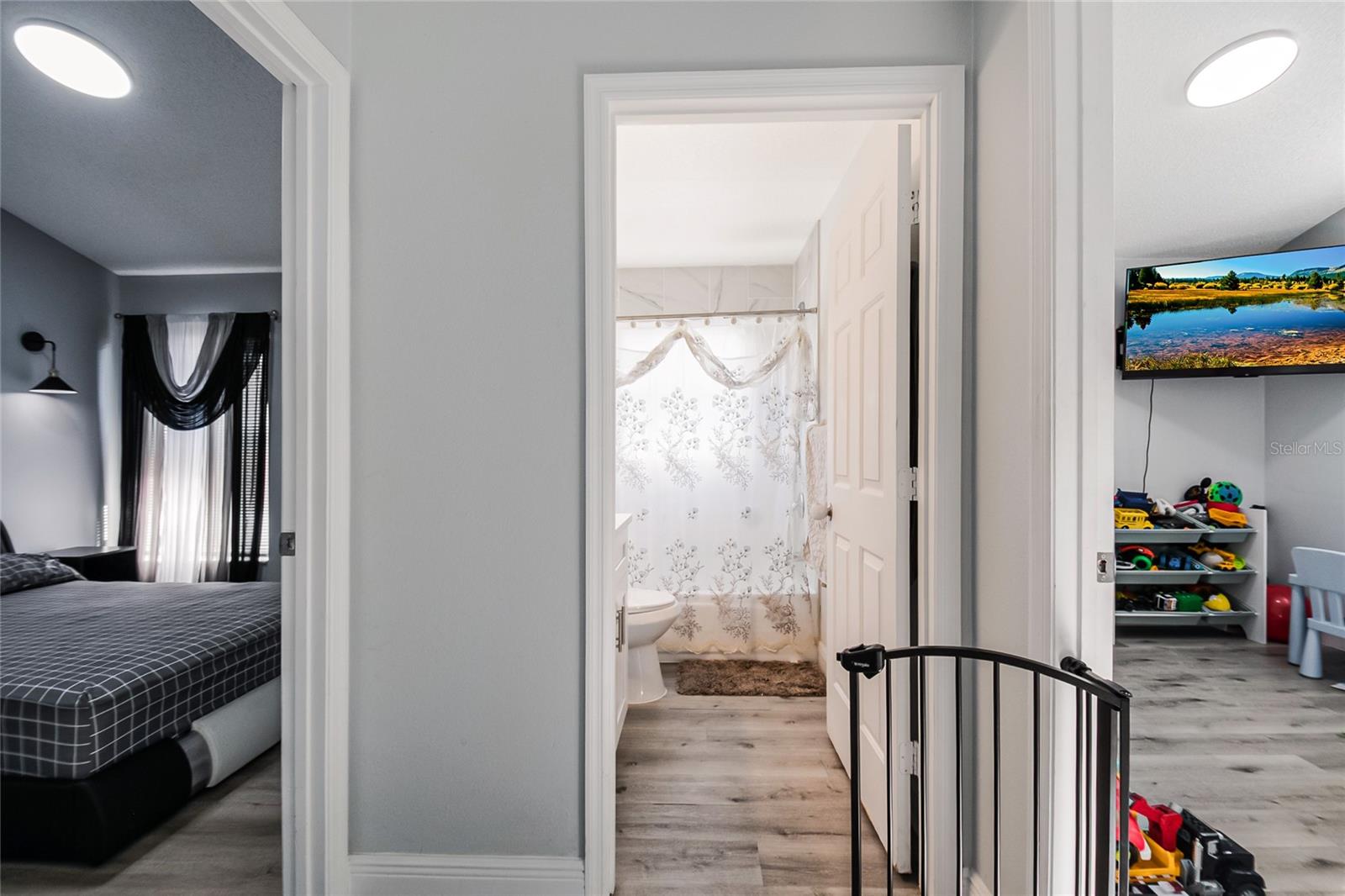 Image 31 of 37 For 2450 Shelby Circle