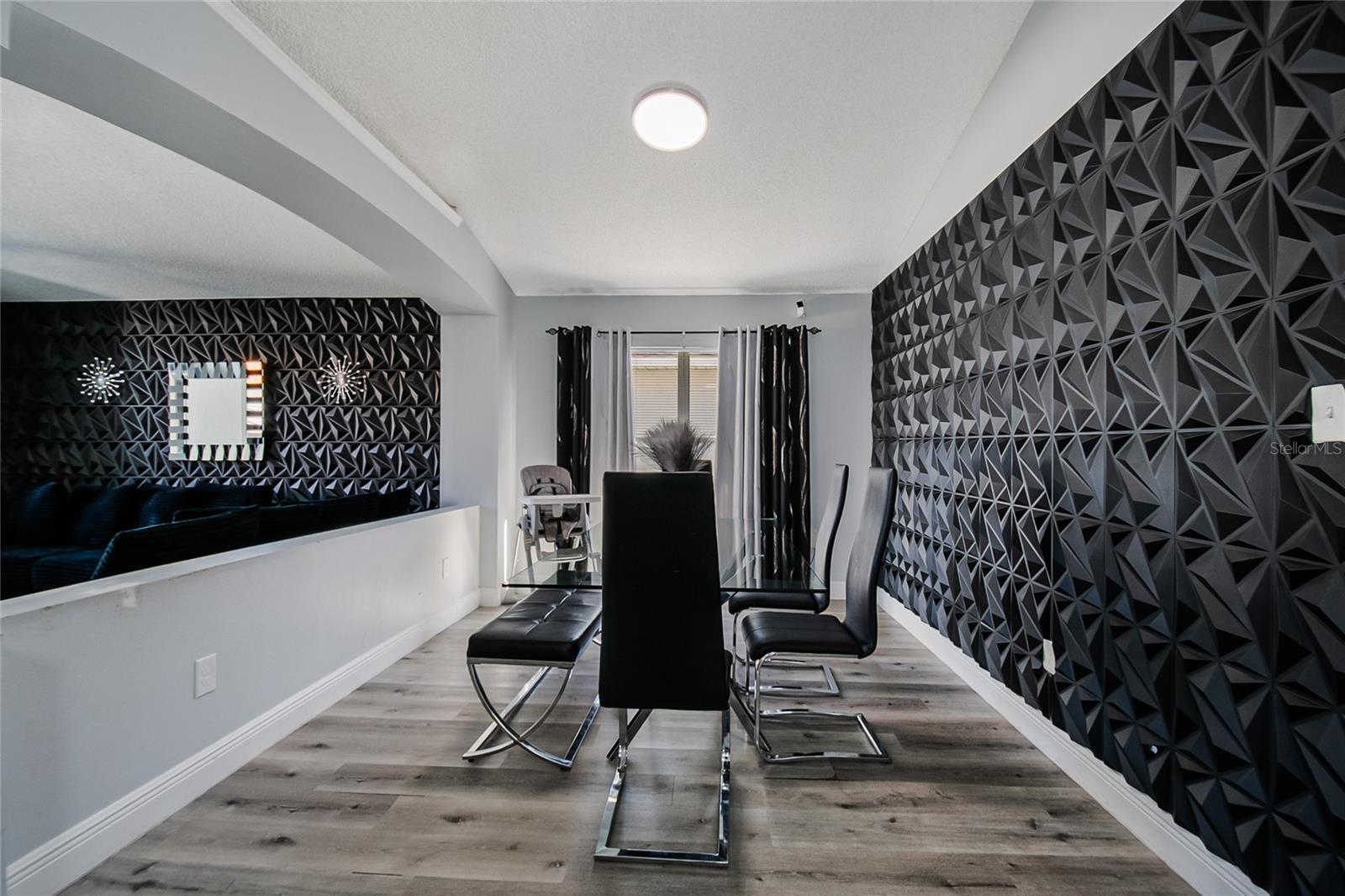 Image 8 of 37 For 2450 Shelby Circle