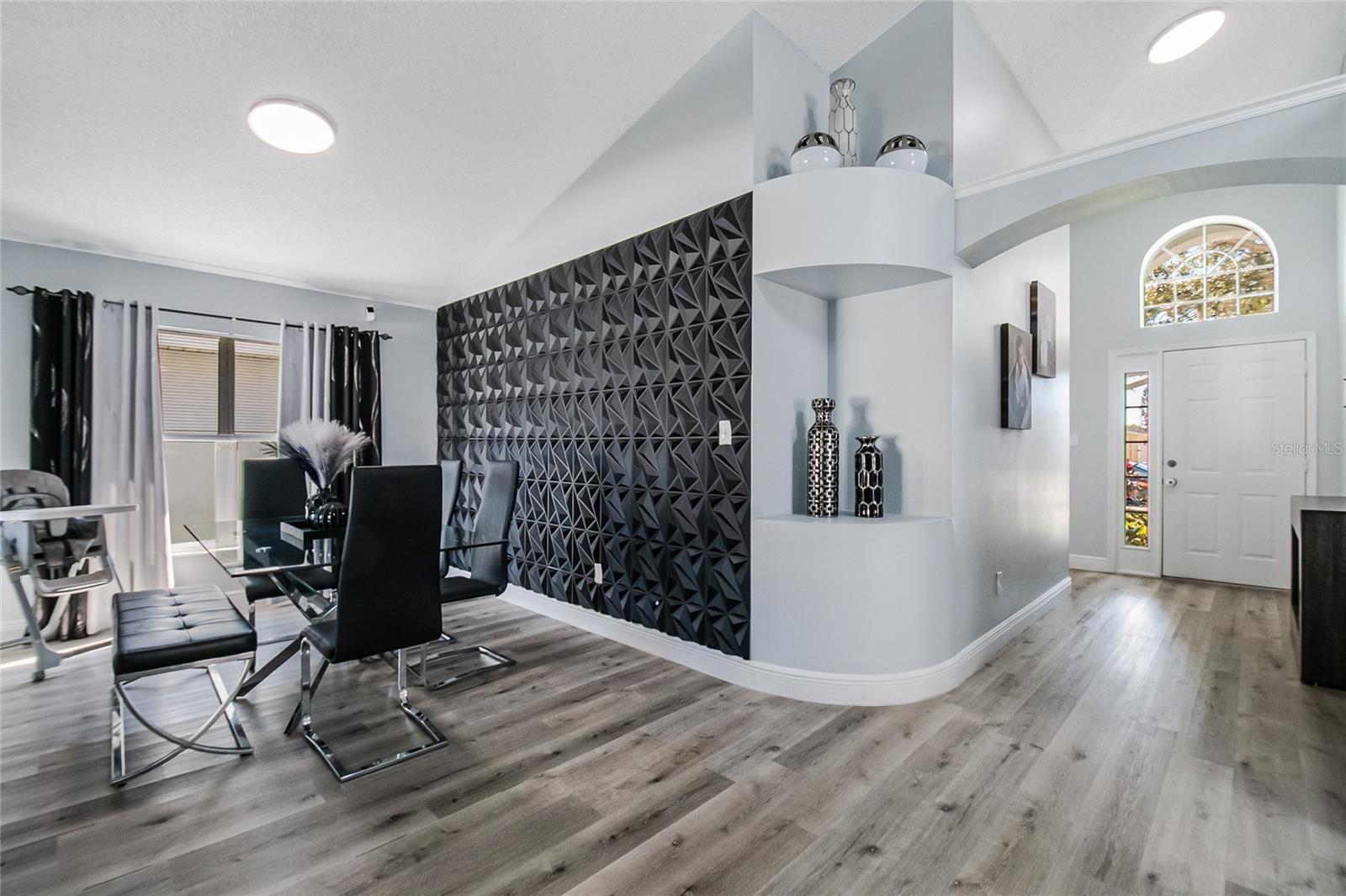 Image 9 of 37 For 2450 Shelby Circle