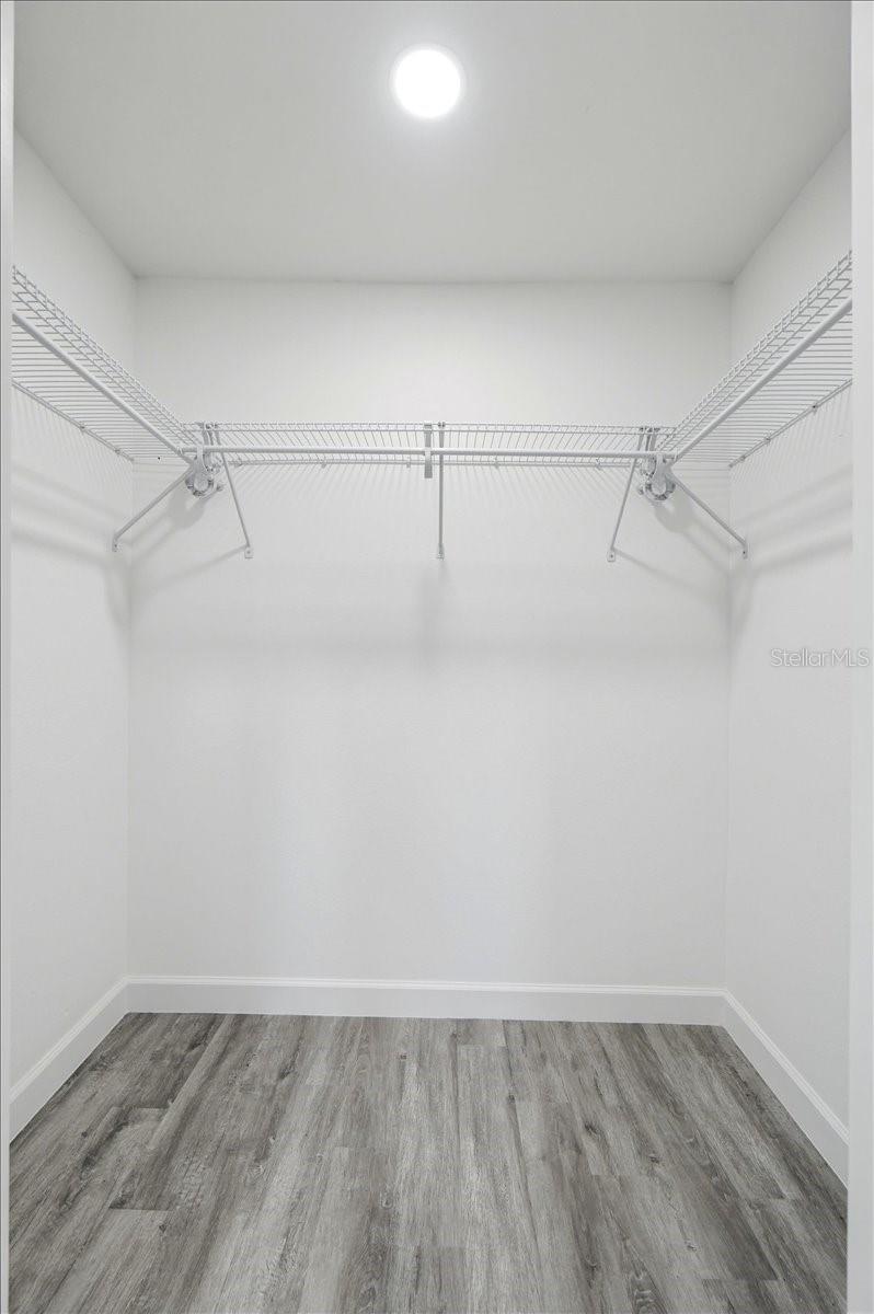 Image 19 of 43 For 2415 Sutton Road