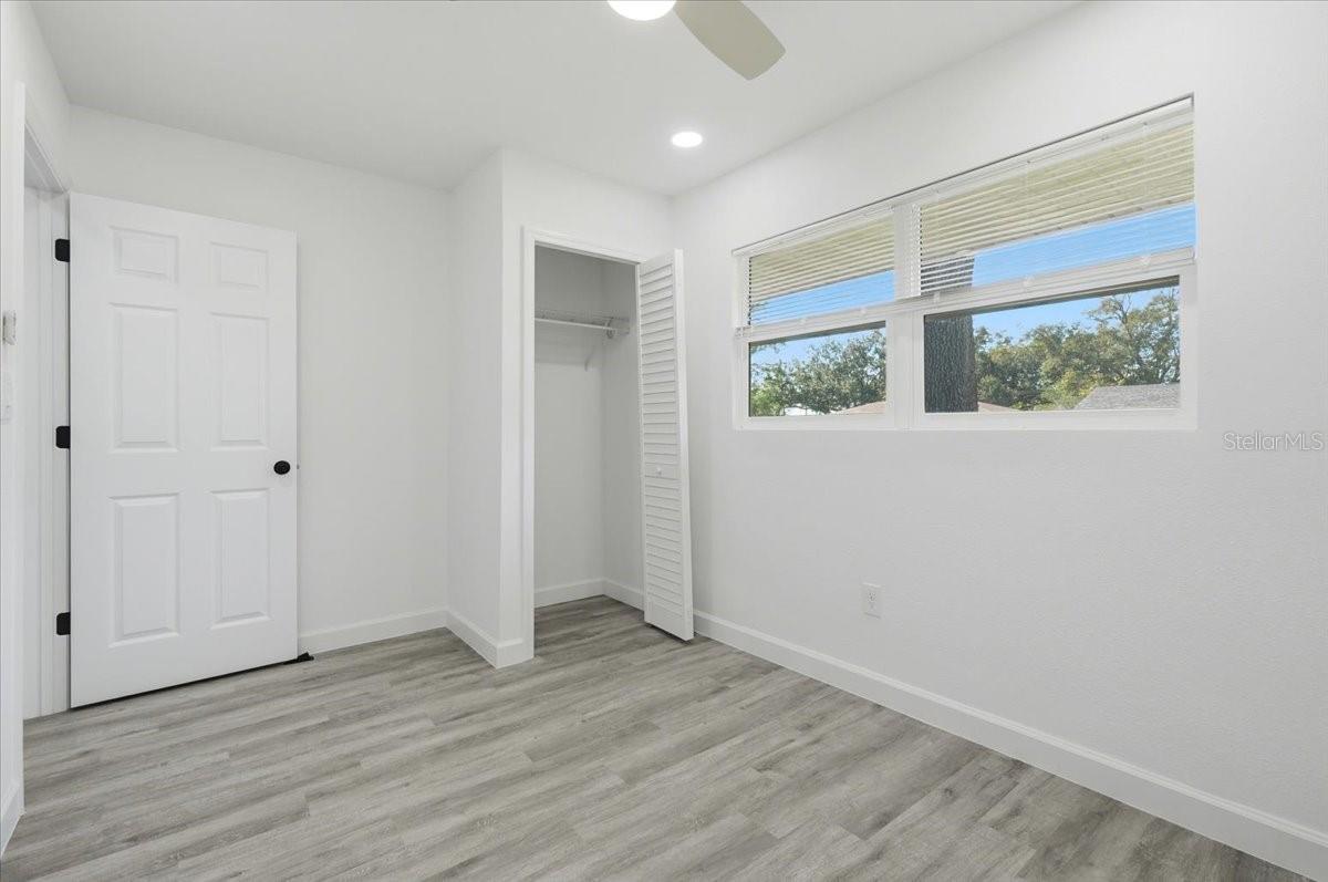 Image 25 of 43 For 2415 Sutton Road