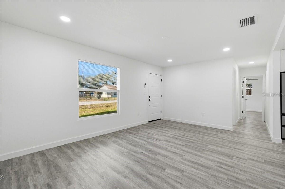 Image 7 of 43 For 2415 Sutton Road