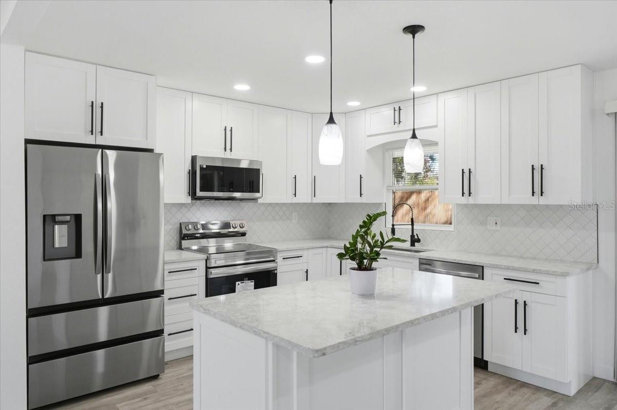 Image 8 of 43 For 2415 Sutton Road