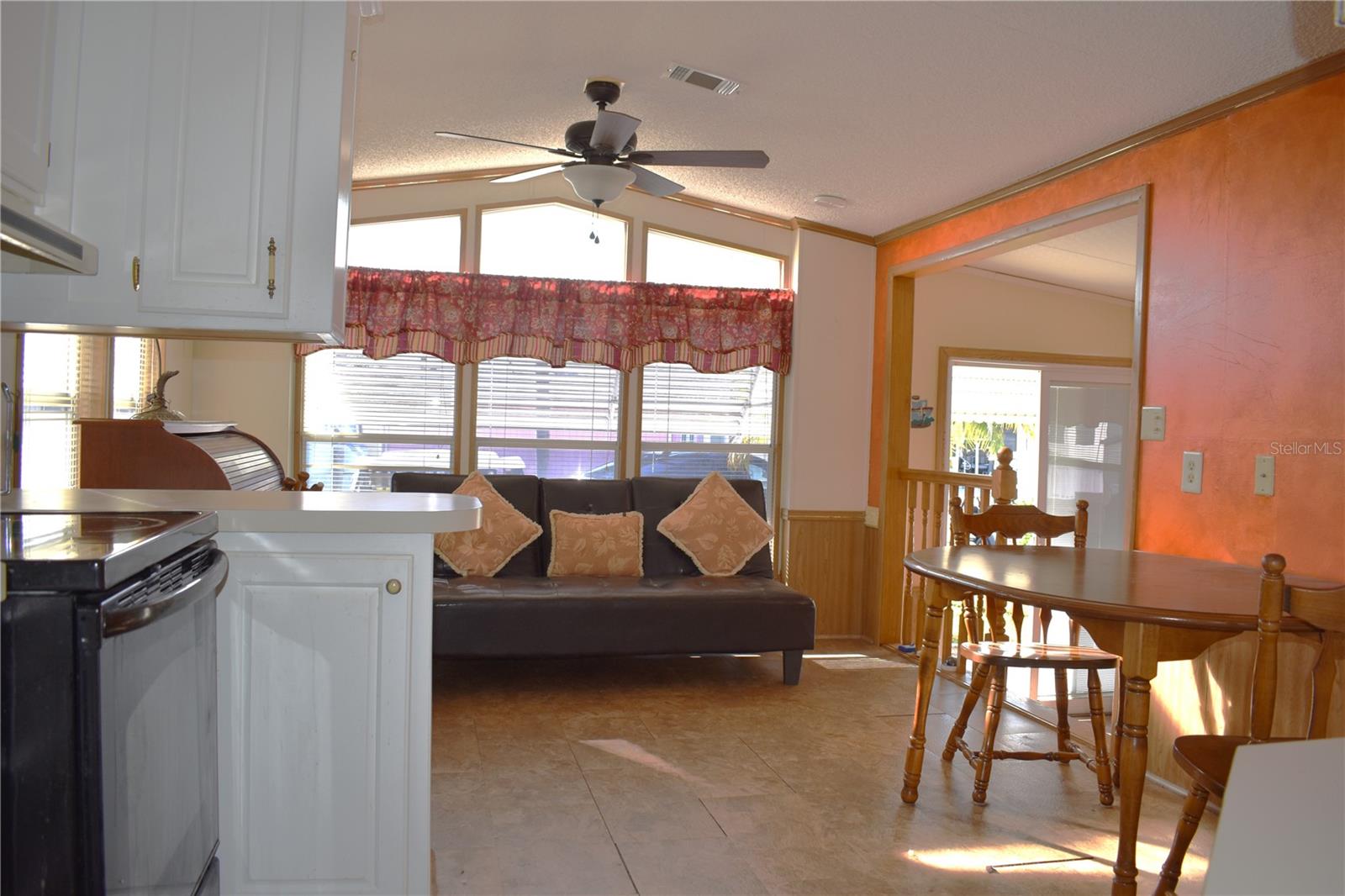 Image 10 of 21 For 9000 Us Highway 192  205