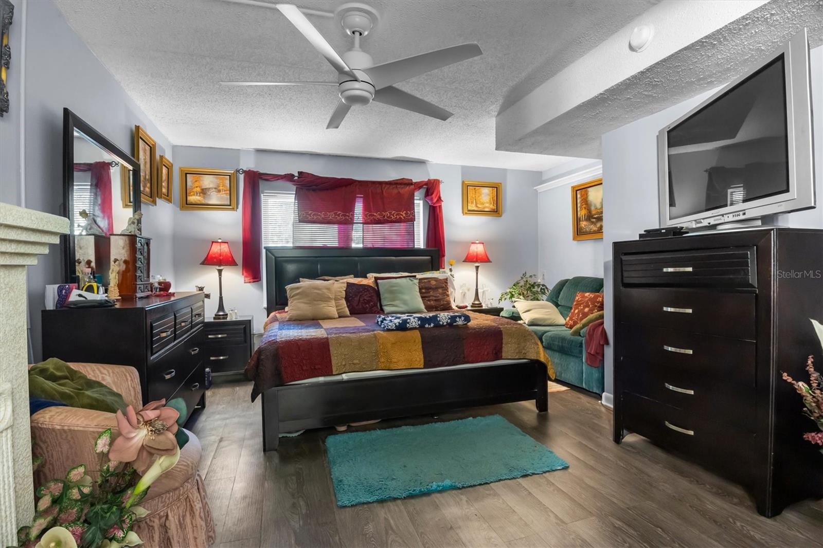 Image 22 of 33 For 400 El Camino Drive 210