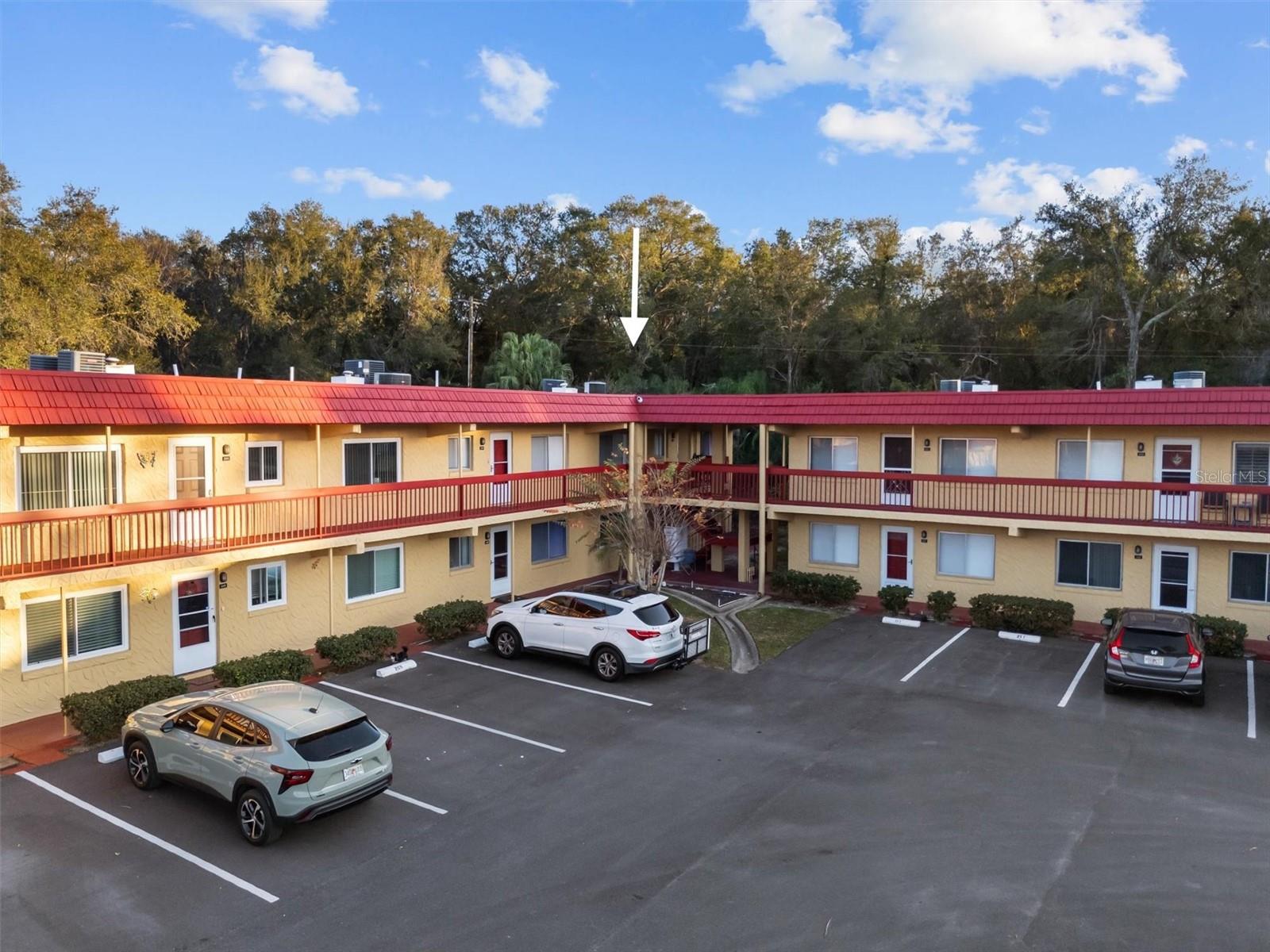 Image 28 of 33 For 400 El Camino Drive 210