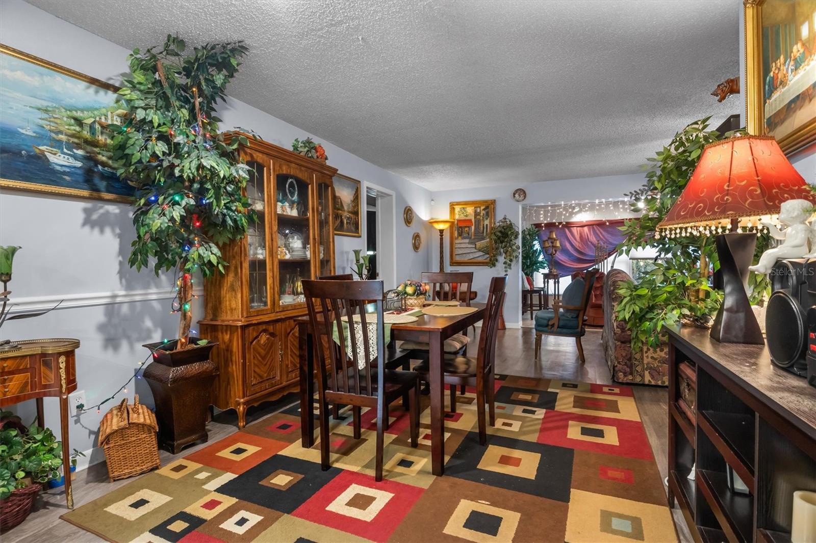 Image 9 of 33 For 400 El Camino Drive 210