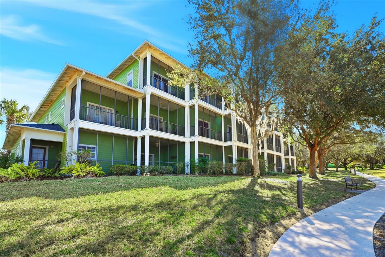 Image 28 of 34 For 1014 Gran Bahama Boulevard 31-1014