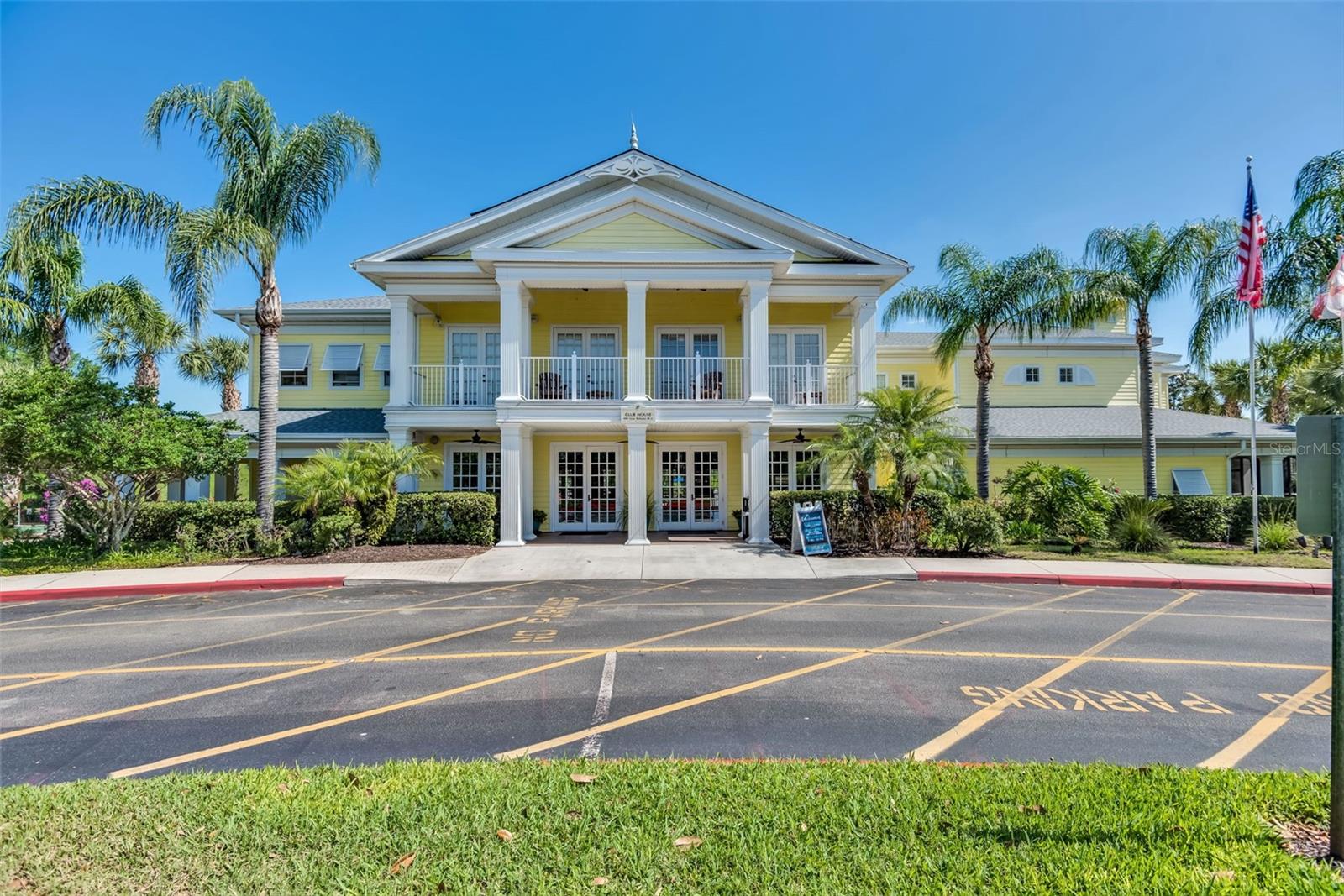 Image 31 of 34 For 1014 Gran Bahama Boulevard 31-1014