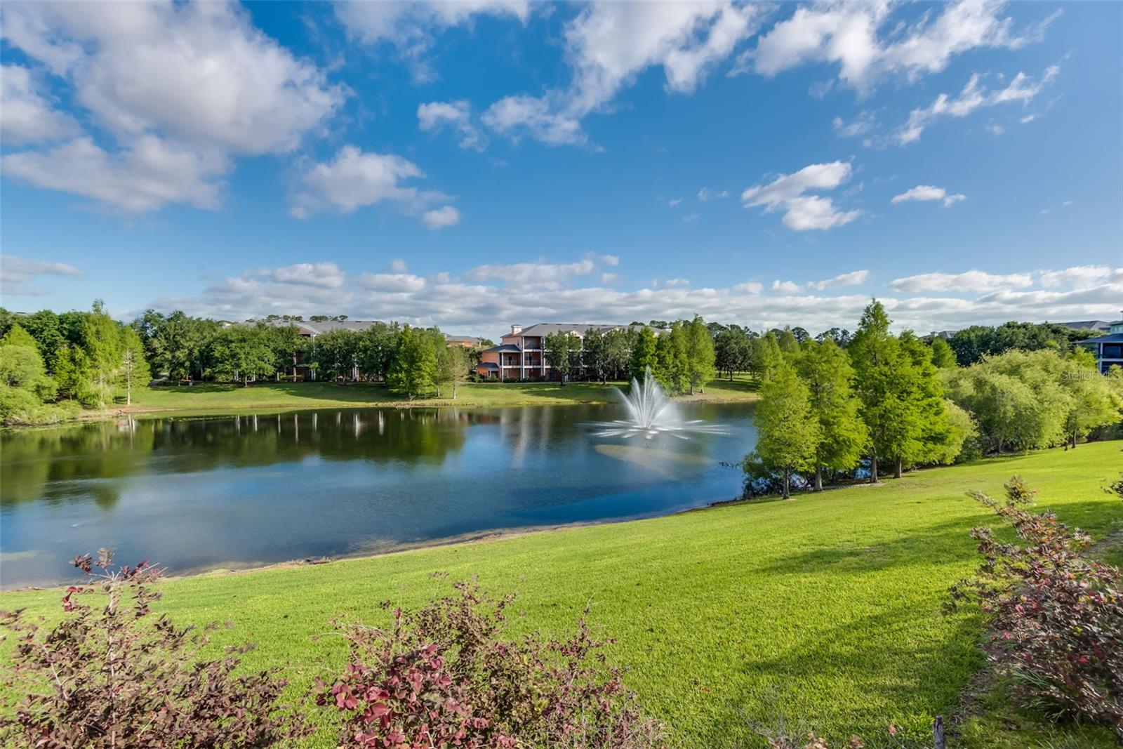 Image 32 of 34 For 1014 Gran Bahama Boulevard 31-1014