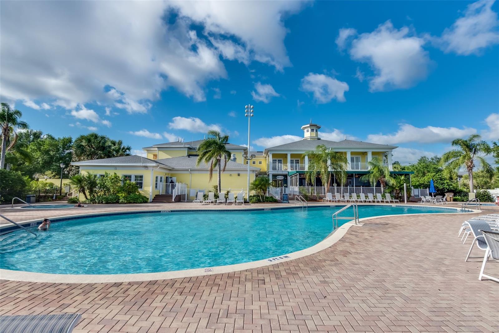 Image 33 of 34 For 1014 Gran Bahama Boulevard 31-1014