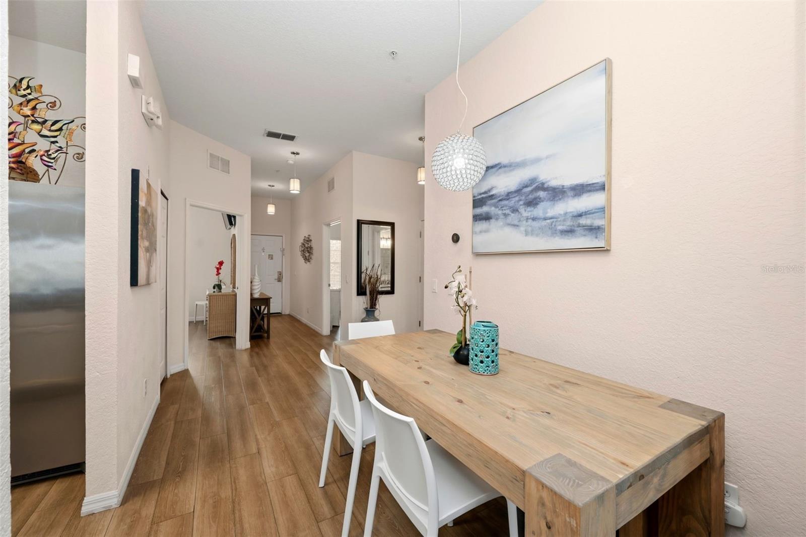 Image 9 of 34 For 1014 Gran Bahama Boulevard 31-1014