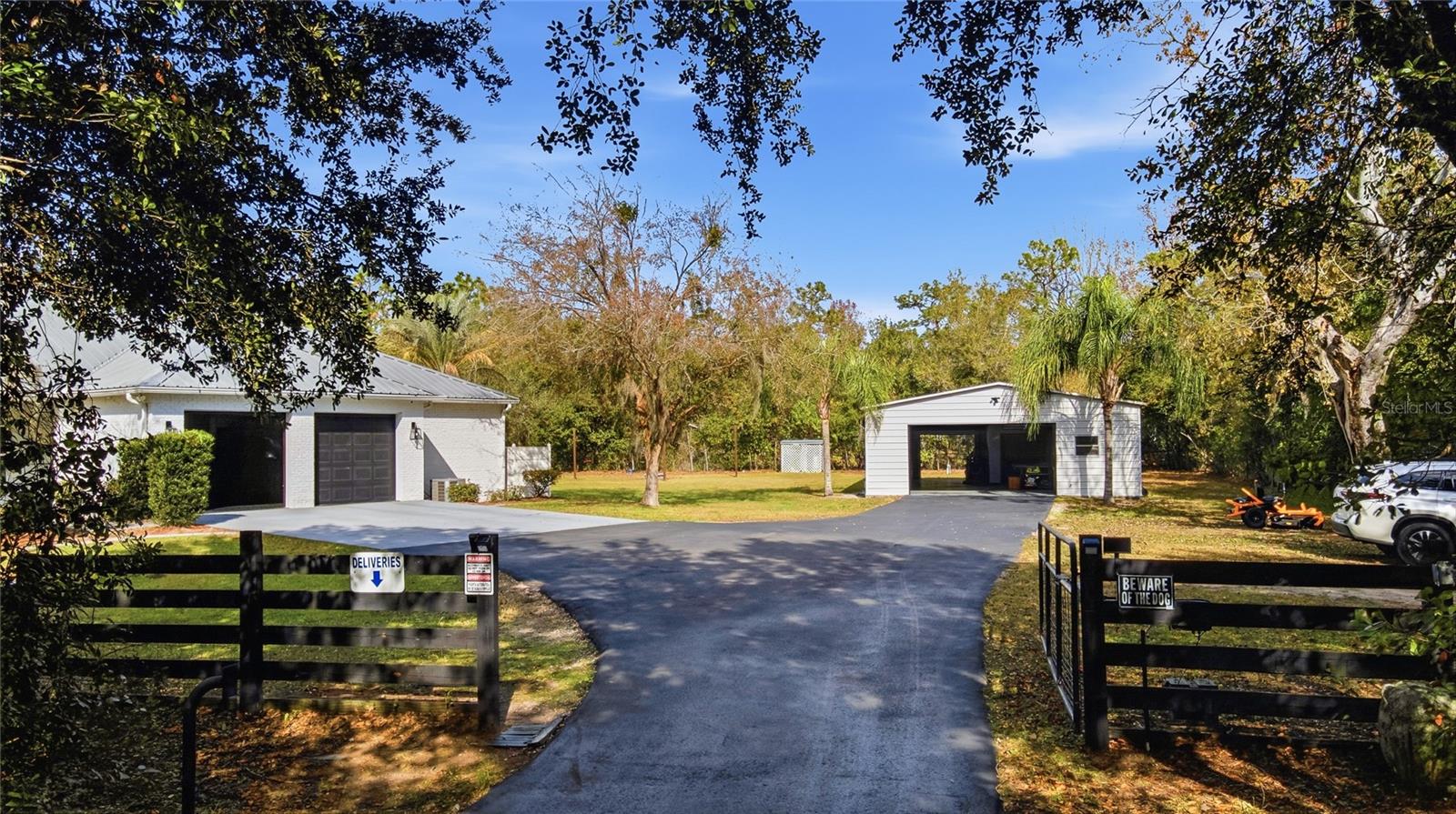 Image 2 of 52 For 4575 Lake Shore Drive