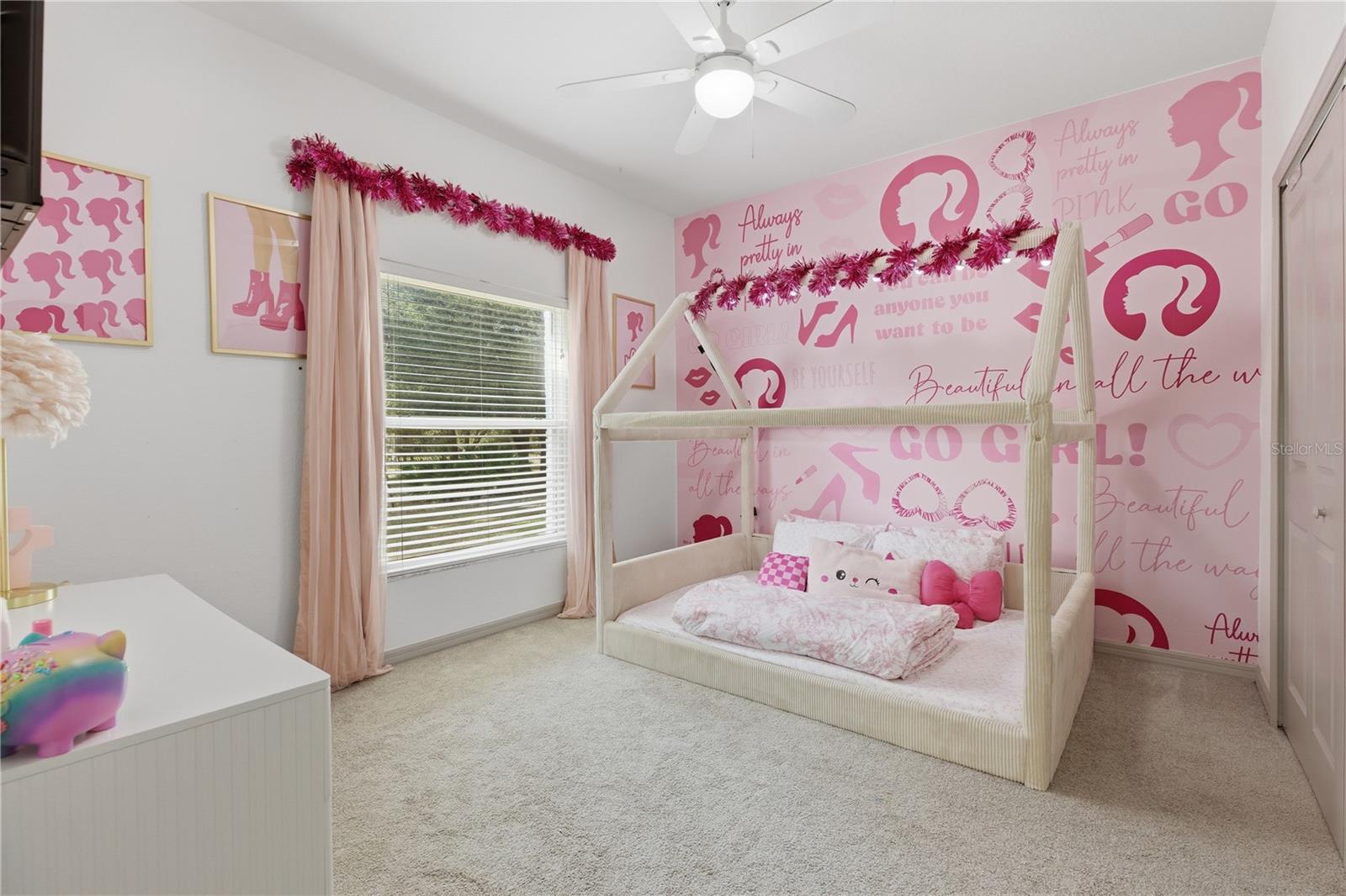 Image 33 of 52 For 4575 Lake Shore Drive