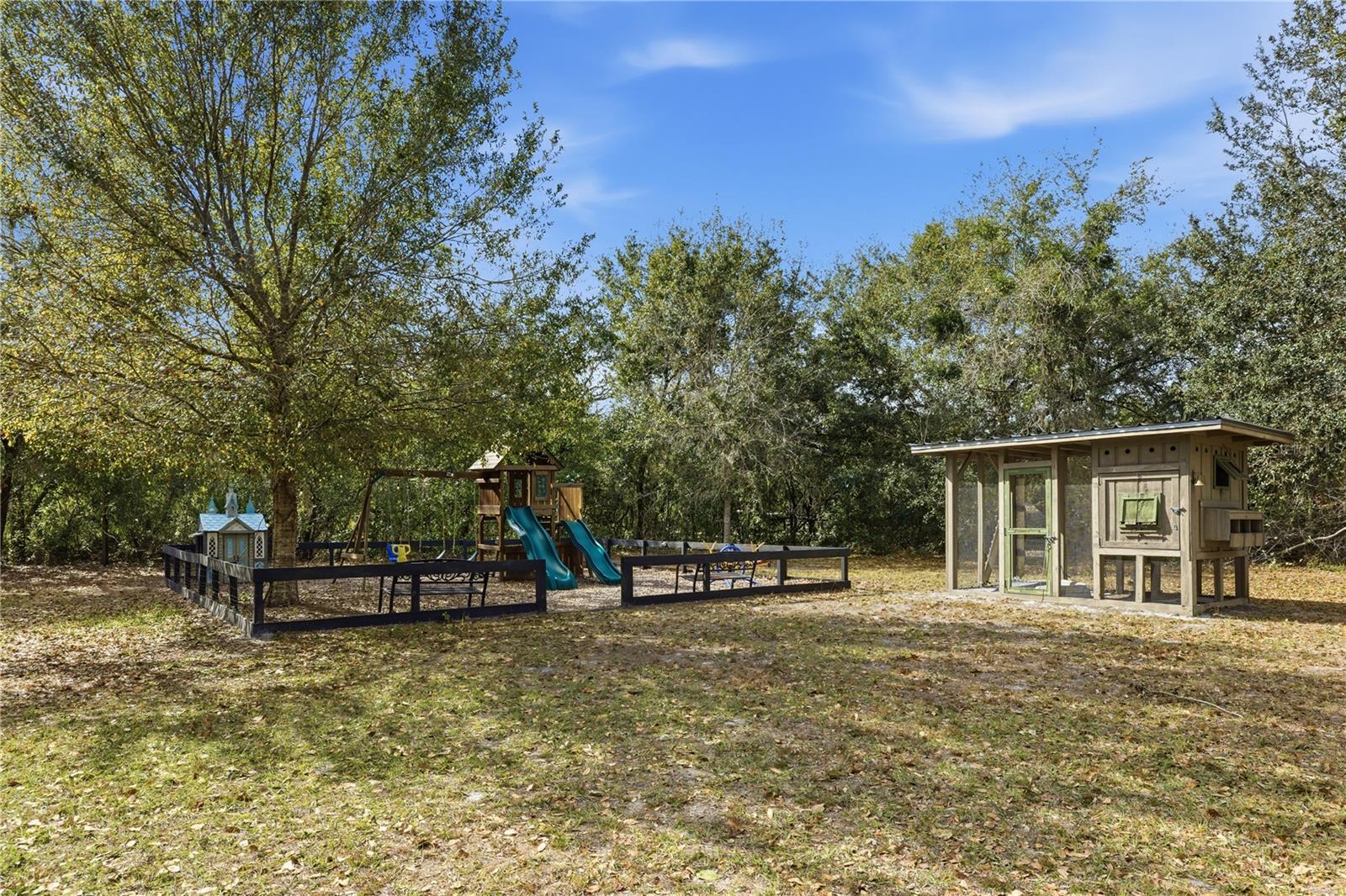 Image 41 of 52 For 4575 Lake Shore Drive