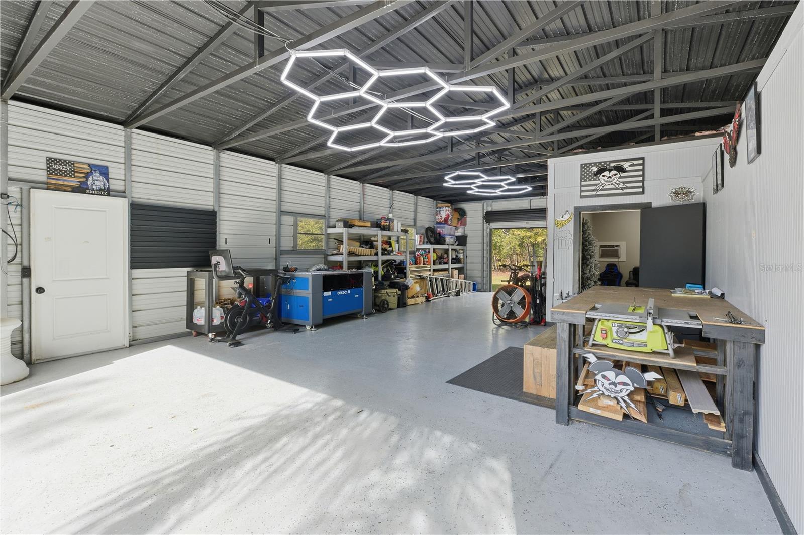 Image 42 of 52 For 4575 Lake Shore Drive