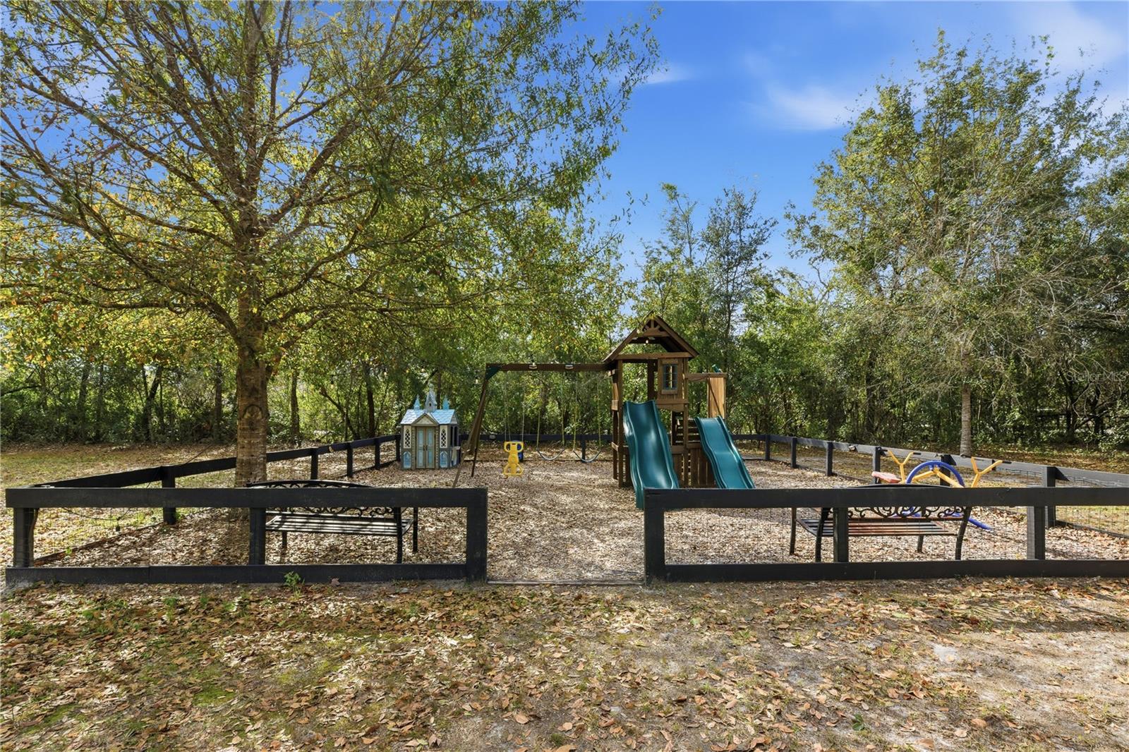 Image 46 of 52 For 4575 Lake Shore Drive