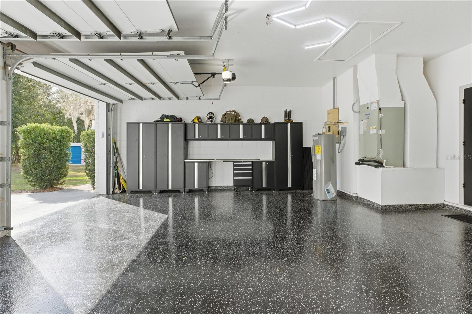 Image 6 of 52 For 4575 Lake Shore Drive