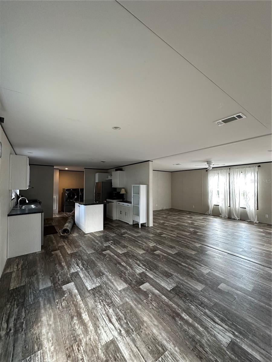 Image 13 of 22 For 618 1st Street