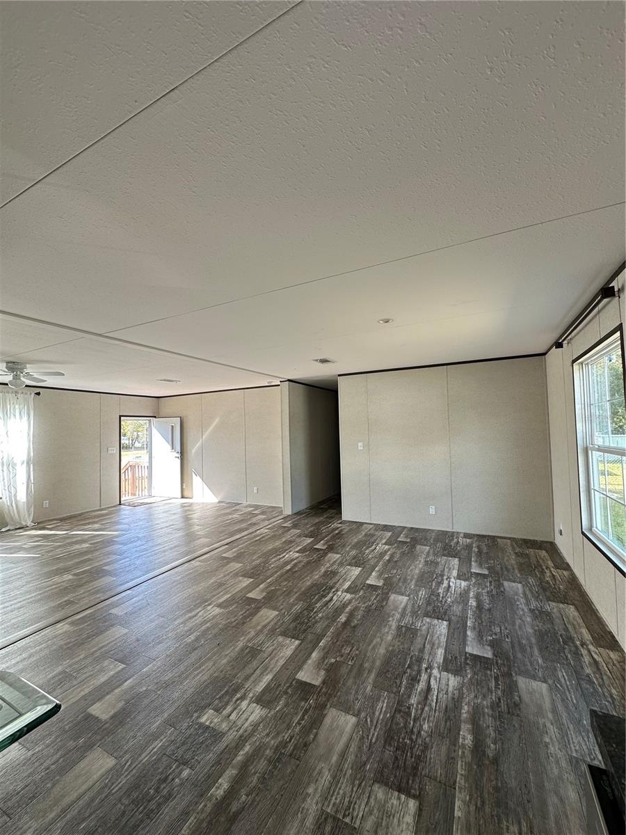 Image 14 of 22 For 618 1st Street