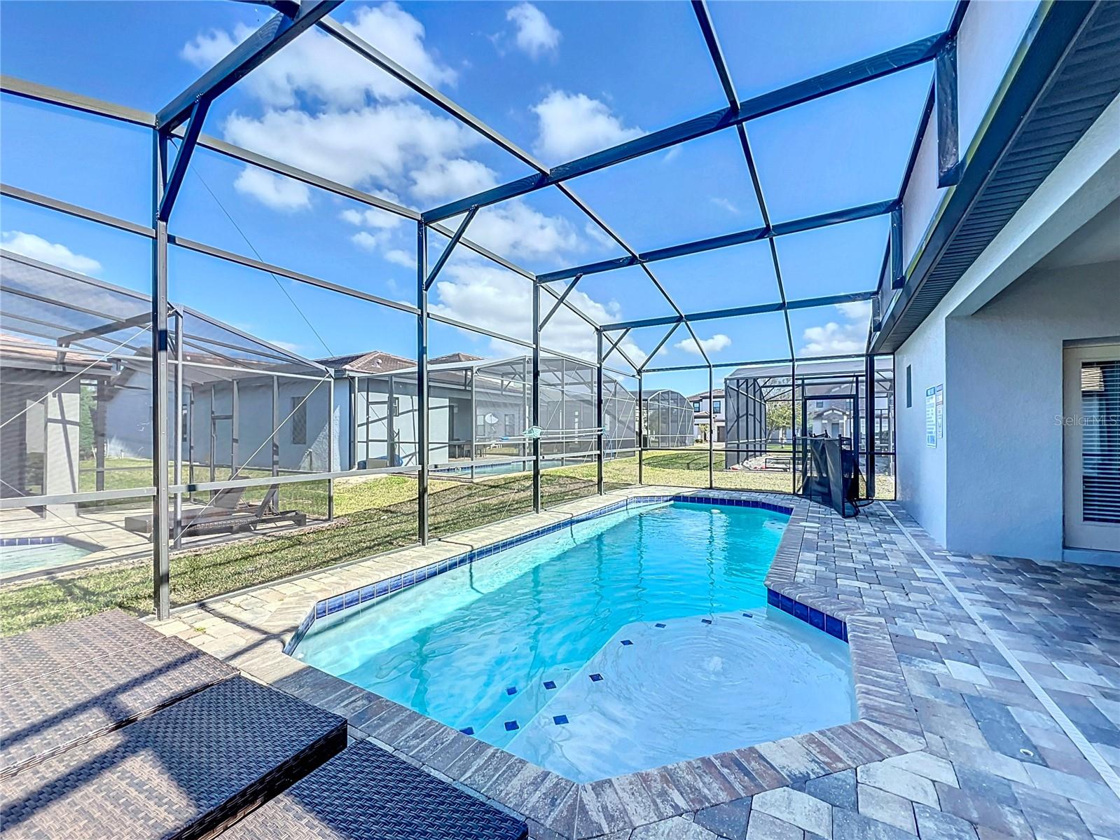 Image 30 of 33 For 185 Brookes Place