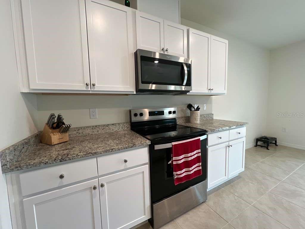 Image 10 of 49 For 2131 Doe Run Drive